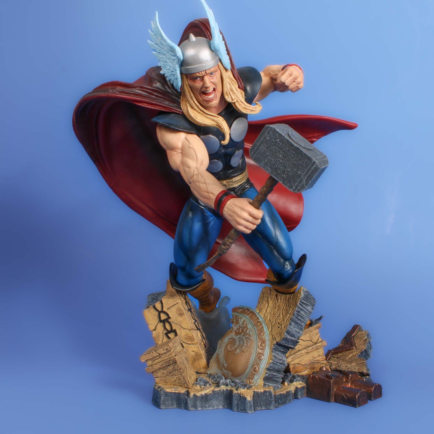 Load image into Gallery viewer, The Mighty Thor Marvel Comic Gallery Statue
