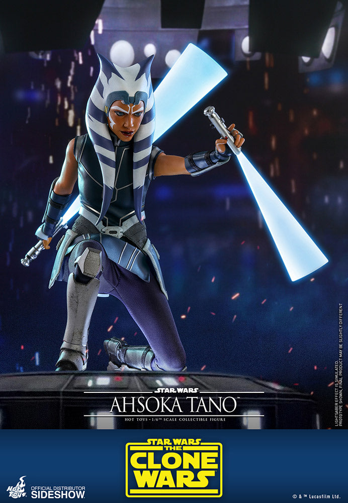 Ahsoka Tano (Star Wars: The Clone Wars) 1/6 Scale Figure by Hot Toys