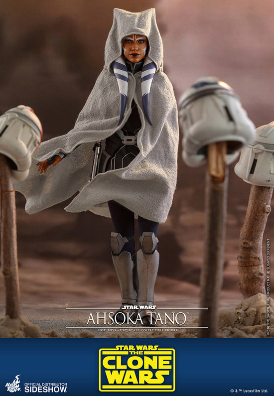 Ahsoka Tano (Star Wars: The Clone Wars) 1/6 Scale Figure by Hot Toys