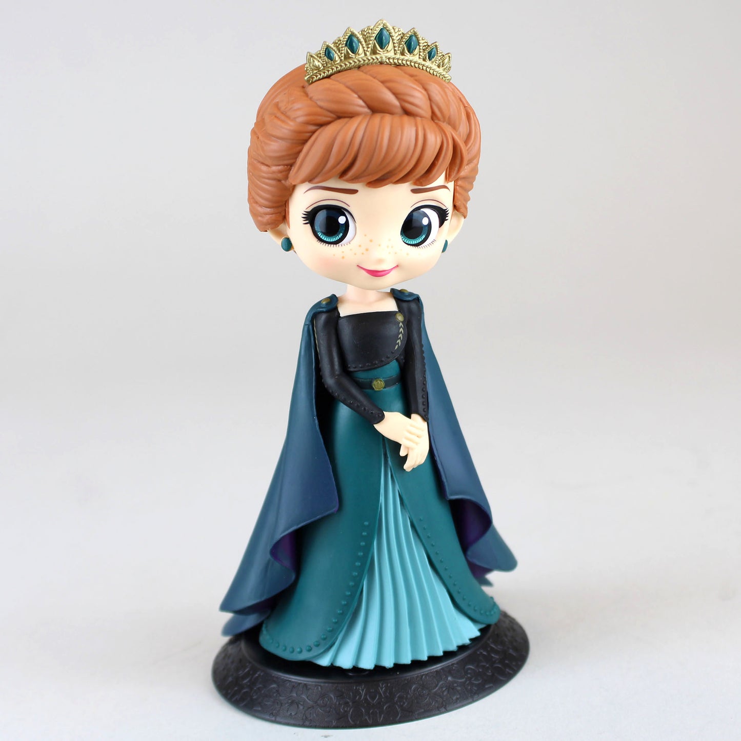 Anna (Queen of Arendale) Frozen 2 Disney Q-Posket Statue Ver. A