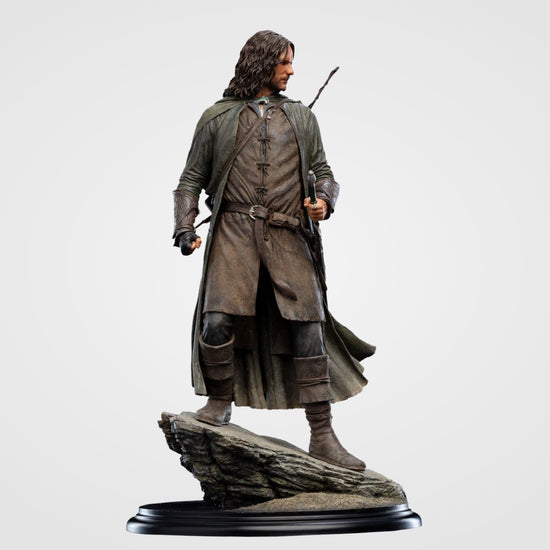 Load image into Gallery viewer, Aragorn (Hunter of the Plains) Lord of the Rings Statue by Weta Workshop
