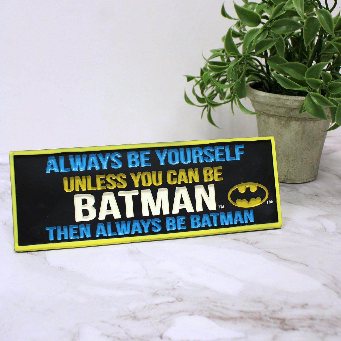 Load image into Gallery viewer, Batman Resin Desk Sign
