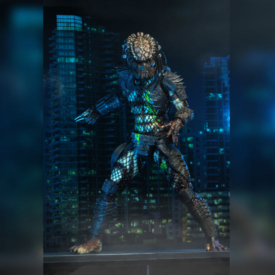 Predator Battle Damaged City Hunter NECA Ultimate Edition Action Figure