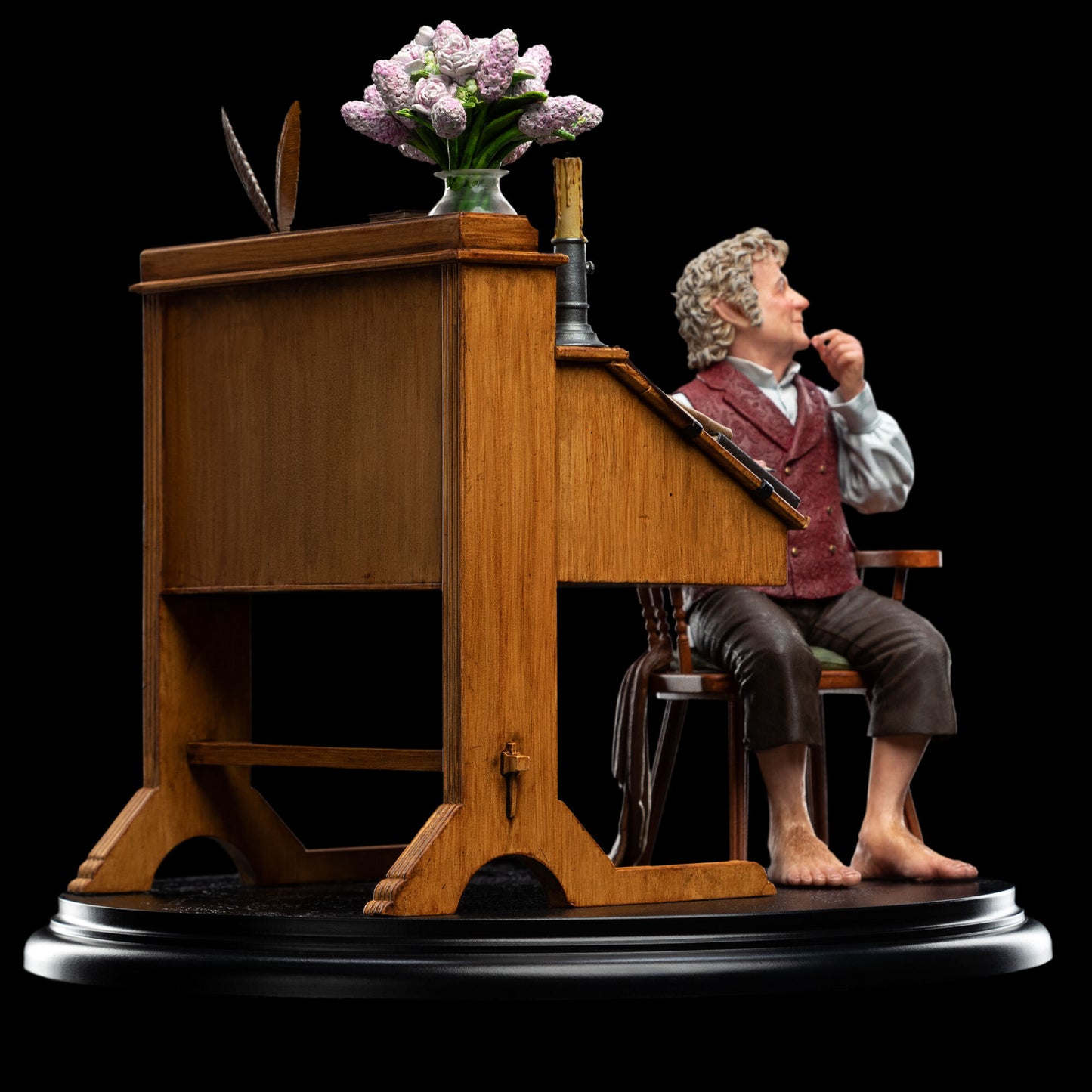 Load image into Gallery viewer, Bilbo Baggins at His Desk (Lord of the Rings 20th Anniversary) 1:6 Scale Statue
