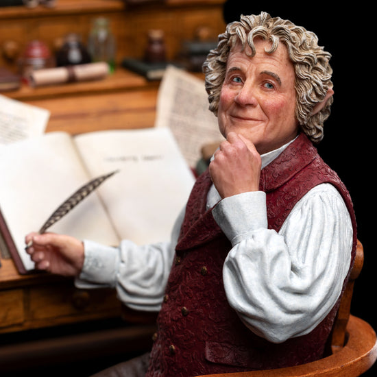 Load image into Gallery viewer, Bilbo Baggins at His Desk (Lord of the Rings 20th Anniversary) 1:6 Scale Statue
