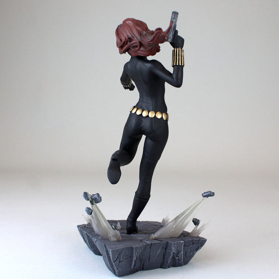 Load image into Gallery viewer, Black Widow Comic Marvel Premier Resin Statue
