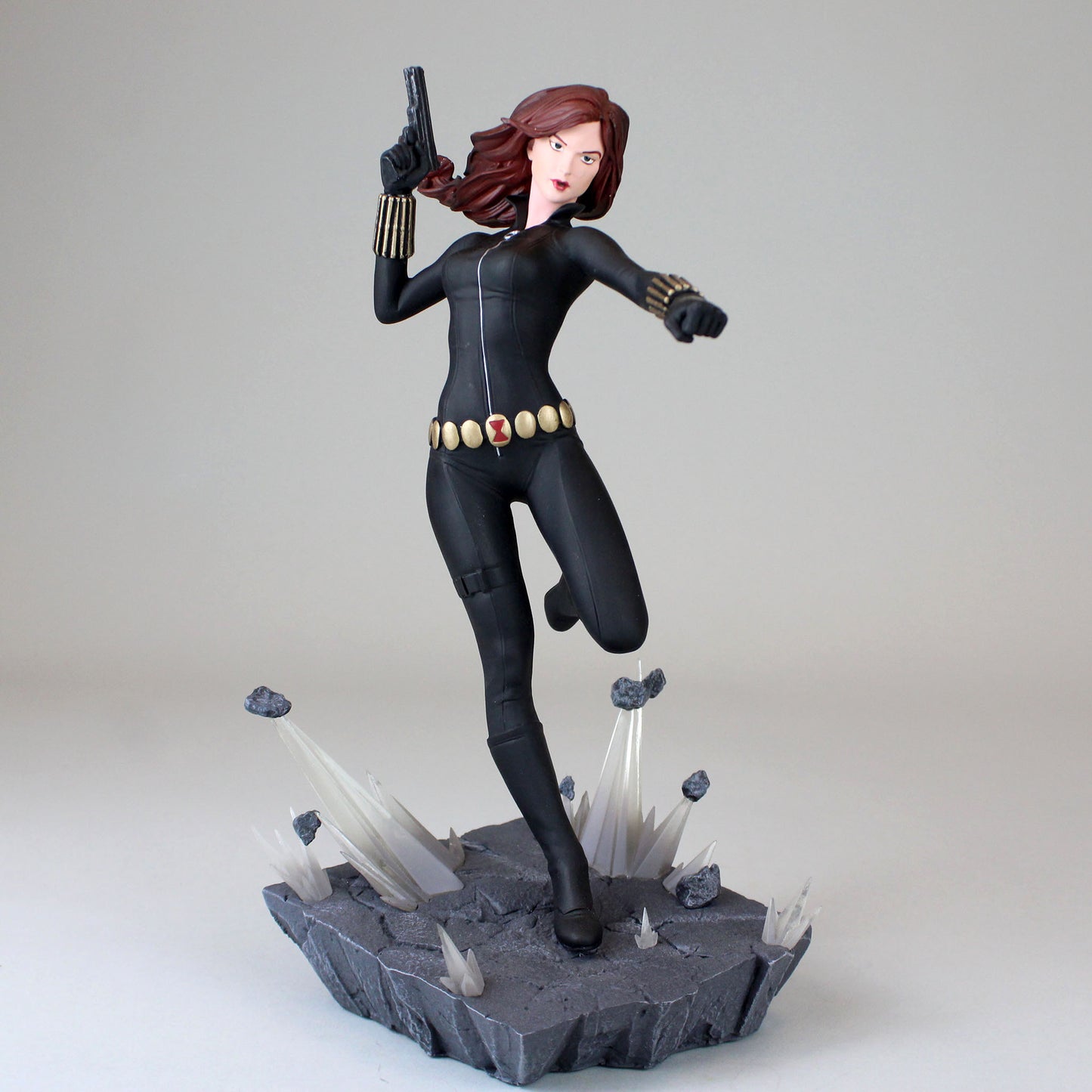 Load image into Gallery viewer, Black Widow Comic Marvel Premier Resin Statue

