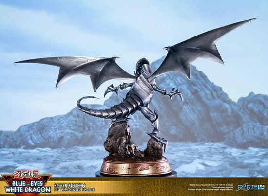 Blue-Eyes White Dragon (Yu-Gi-Oh!) Silver Variant Edition Statue