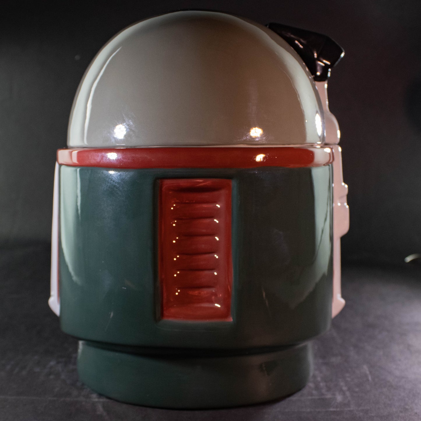 Load image into Gallery viewer, Boba Fett (Star Wars) Sculpted Ceramic Cookie Jar
