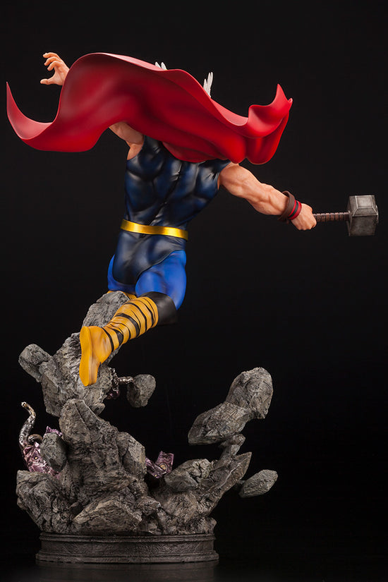 Thor (Fine Art Renewal Series) Marvel Comic Resin Statue Back 3/4 View