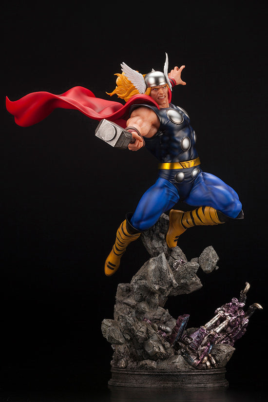 Thor (Fine Art Renewal Series) Marvel Comic Resin Statue Front View