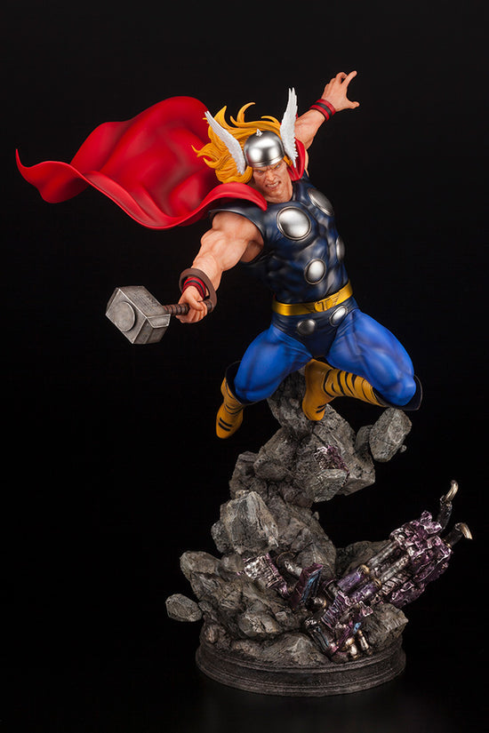 Load image into Gallery viewer, Thor (Fine Art Renewal Series) Marvel Comic Resin Statue

