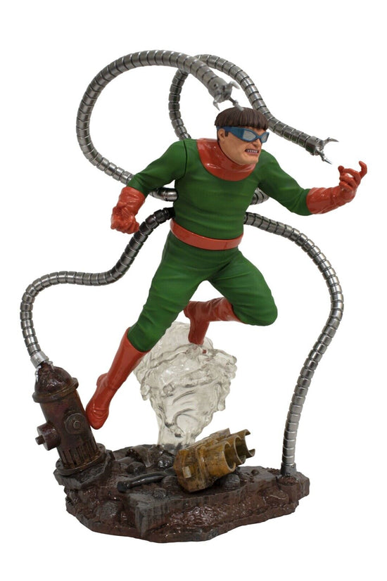 Load image into Gallery viewer, Doctor Octopus (Marvel) Spider-Man Comic Gallery Statue
