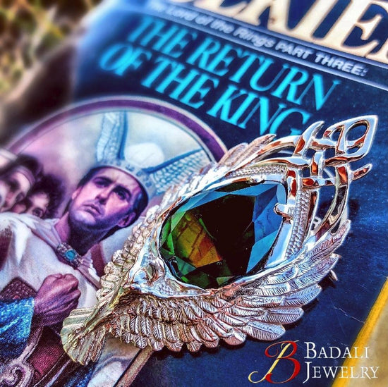 Load image into Gallery viewer, Elessar™ The Elfstone Silver Necklace
