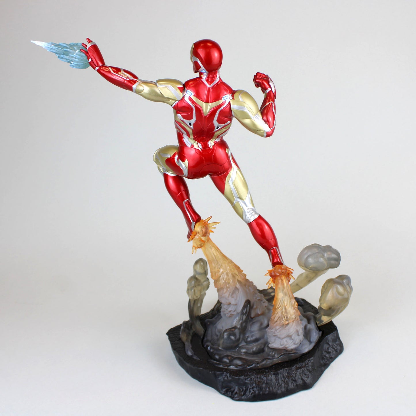 Iron Man Mk 85 Endgame Gallery Statue