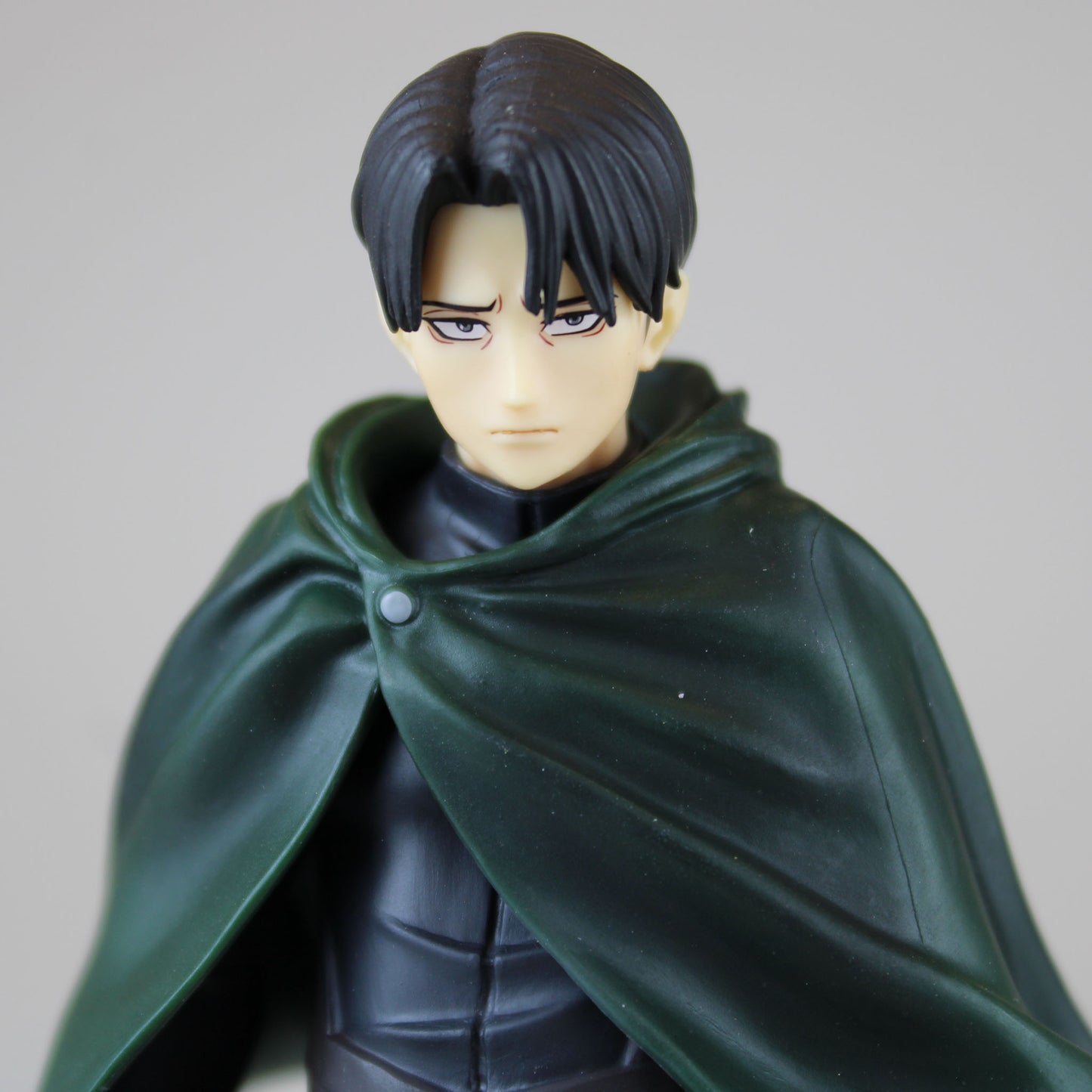 Load image into Gallery viewer, Levi Ackerman &amp;quot;The Final Season&amp;quot; (Attack on Titan) Special Ver. Prize Statue
