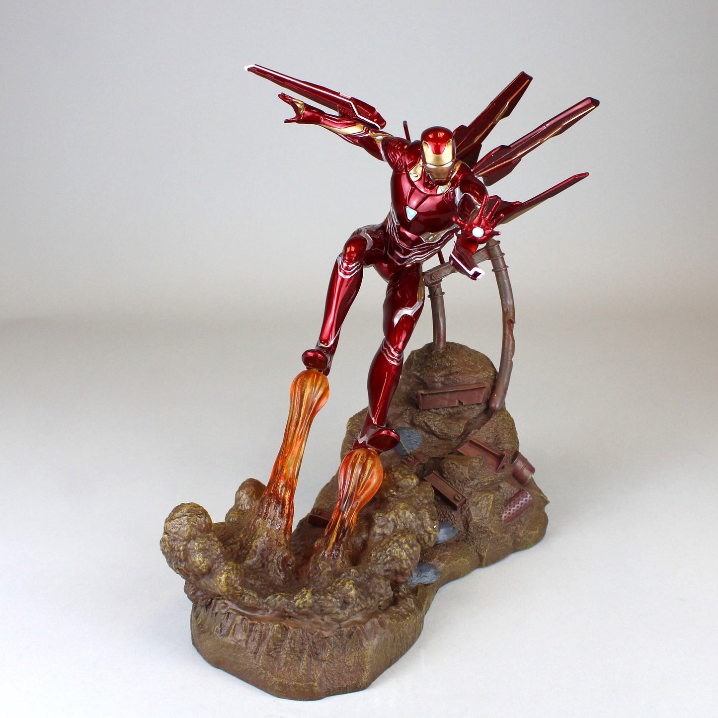 Iron Man MK 50 (Avengers: Infinity War) Marvel Premier Statue