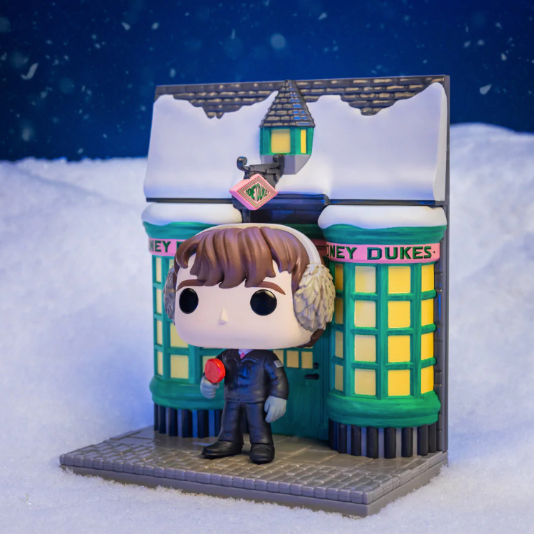 Minerva McGonagall with Hogwarts (Harry Potter) Funko Pop! Town Set –  Collector's Outpost