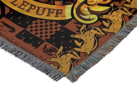 Hufflepuff Crest (Harry Potter) Woven Tapestry Throw Blanket