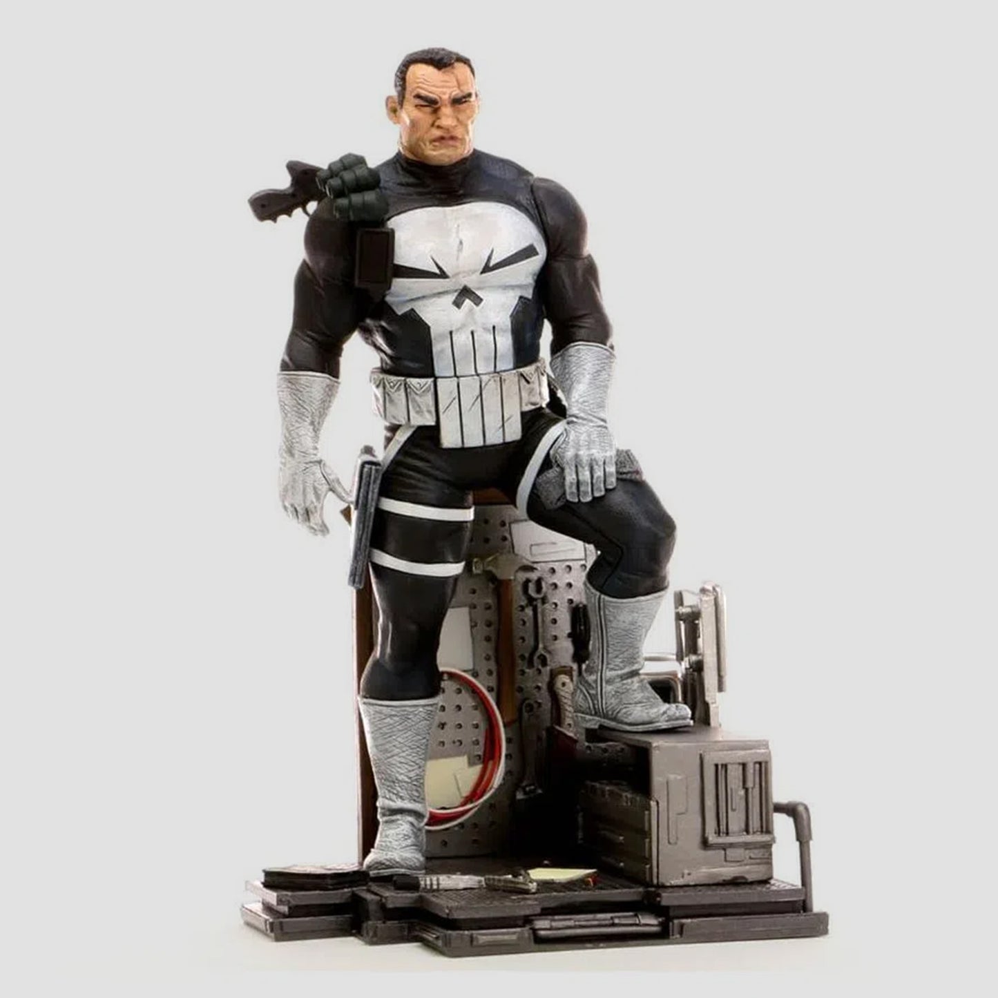 Load image into Gallery viewer, Punisher (Marvel) Comic Gallery Statue
