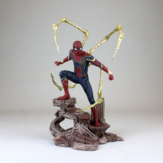 Iron Spider Spider-Man (Avengers: Infinity War) Marvel Gallery Statue