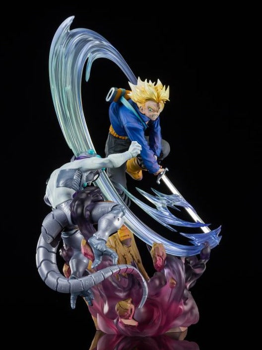 Super Saiyan Trunks vs. Mecha Frieza (Dragon Ball) FiguartsZero Statue