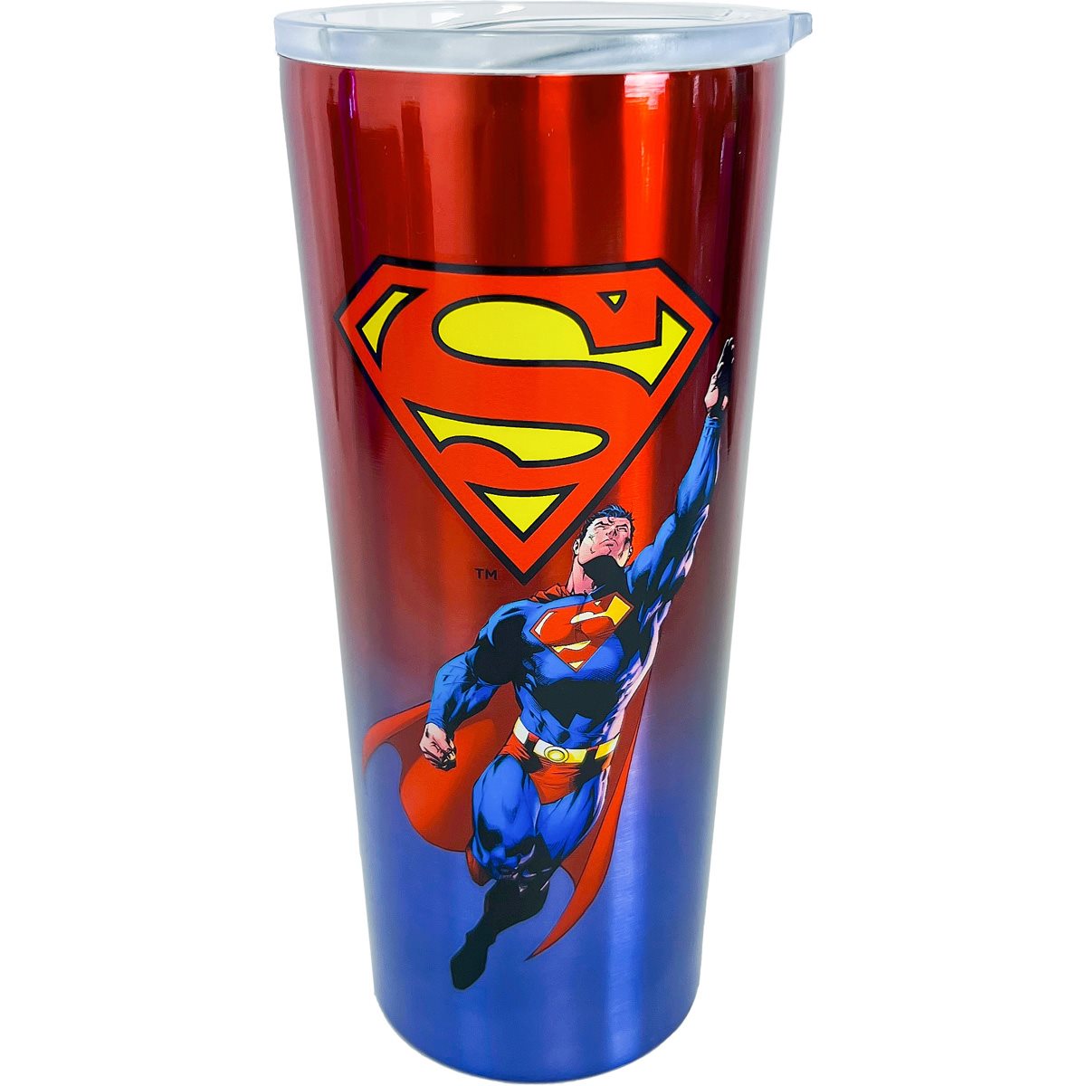 https://mycollectorsoutpost.com/cdn/shop/products/superman-22-oz-drink-cup-spoontiques_1445x.jpg?v=1668458205