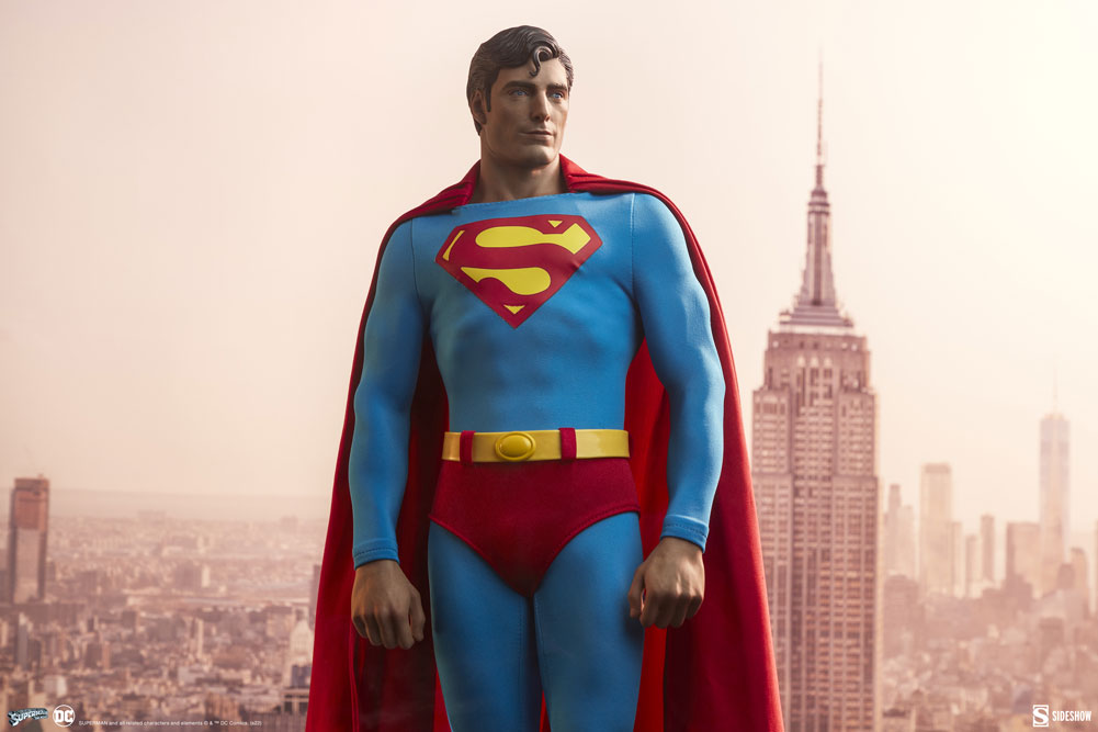 Superman: The Movie (DC Comics) Premium Format Statue by Sideshow