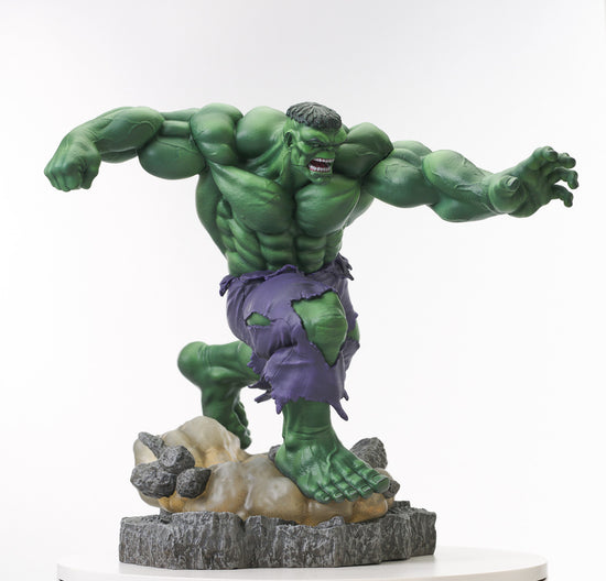 The Immortal Hulk Marvel Deluxe Gallery Statue