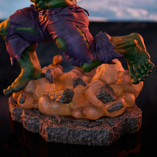 The Immortal Hulk Marvel Deluxe Gallery Statue