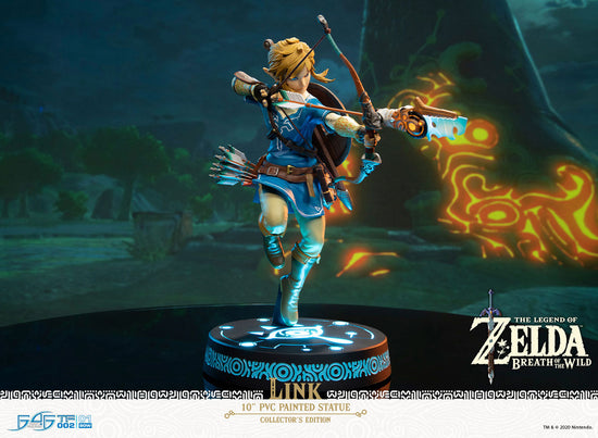 The Legend of Zelda Breath Of The Wild Link Lighted Collector's Edition Statue