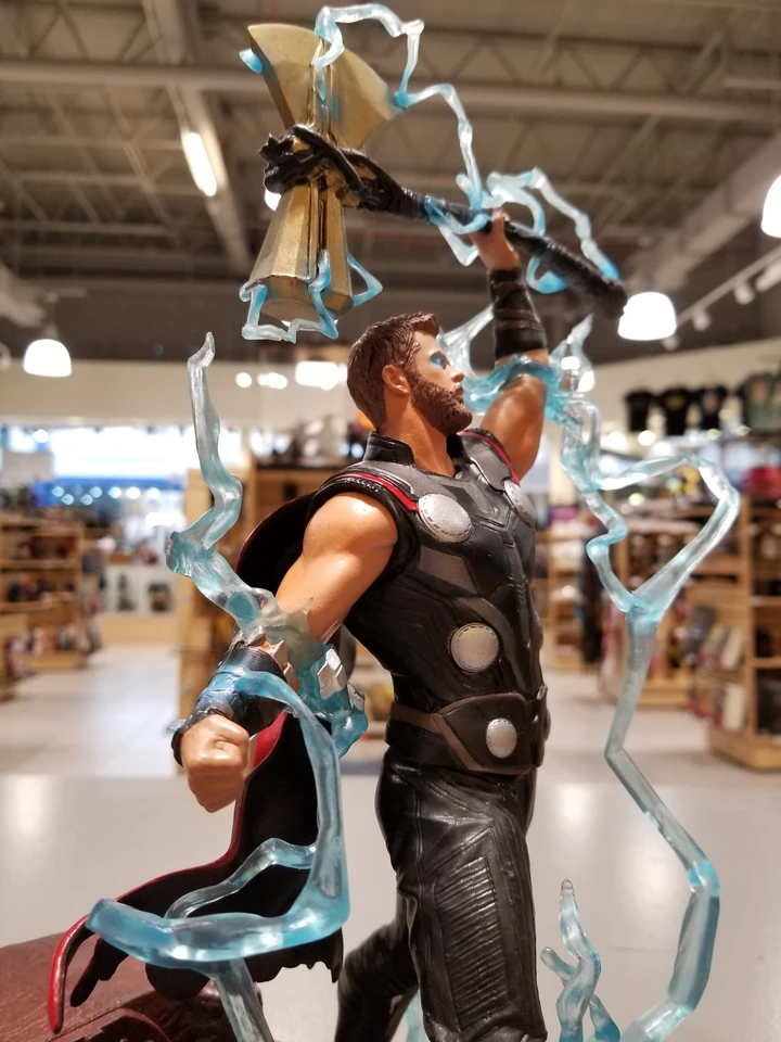OBLRXM Thor Figure– Figurine Thor Titan Hero - 30 cm Modèle Statue