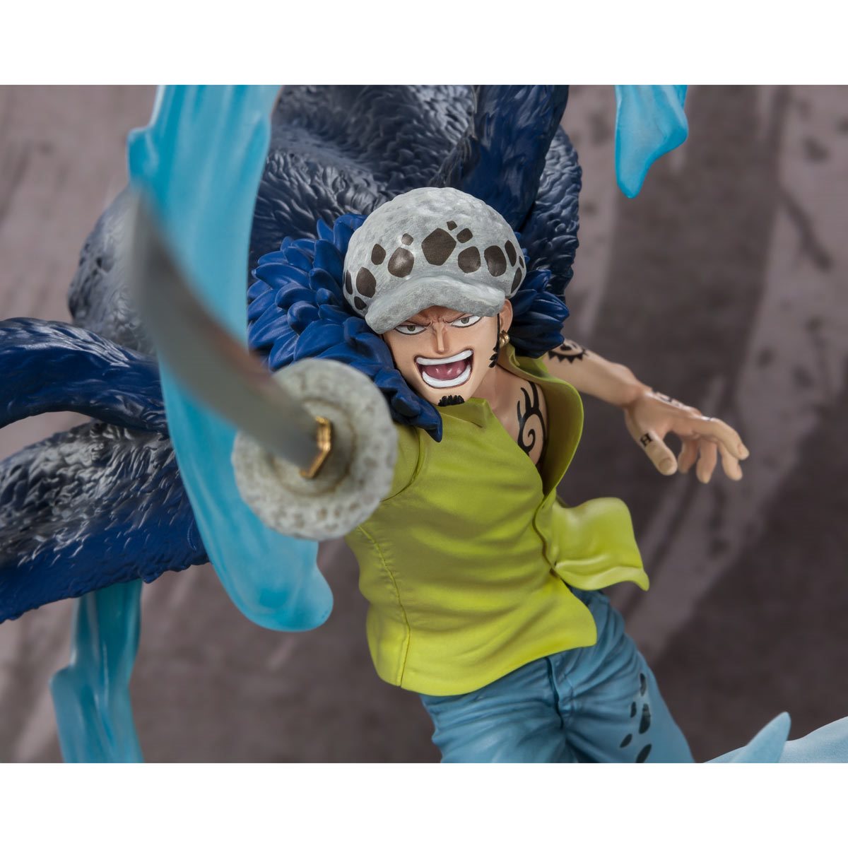 Trafalgar Law (One Piece) Battle of Monsters on Onigashima FiguartsZERO Statue