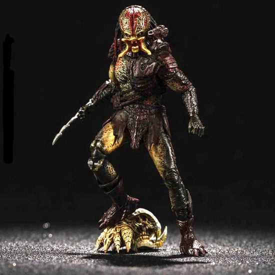 Load image into Gallery viewer, unmasked Berserker Predator 1/18th Scale Figure
