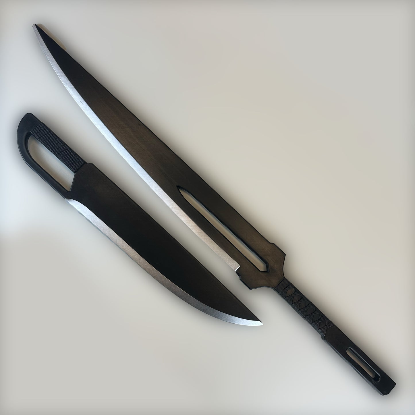 Load image into Gallery viewer, Ichigo Dual Zangetsu Sword Foam Replica
